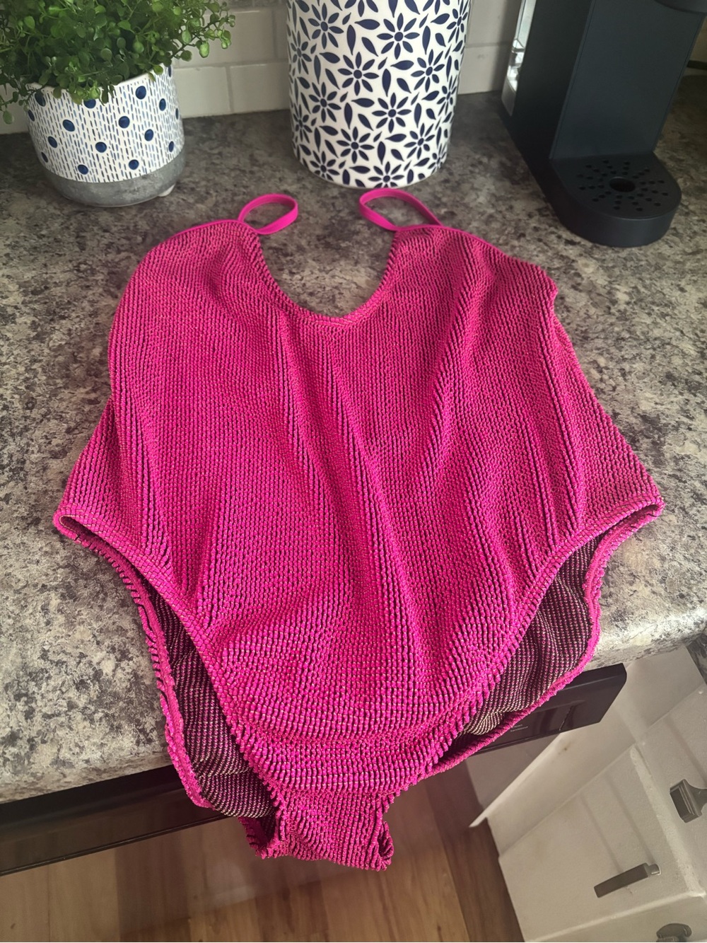 Good American Pink Textured One-Piece Cheeky Tank Top Swimsuit